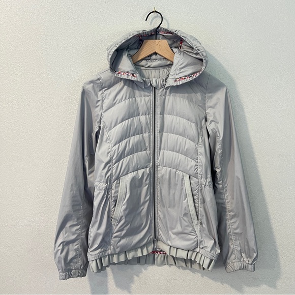 Lululemon‎ Spring Fling Puffy Windbreaker
Silver Spoon Ruffle Trim Hooded Size 6 - Picture 1 of 16